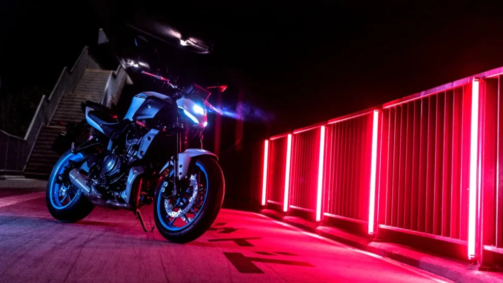 No momento, você está visualizando Review: Yamaha MT-07 Connected 2026 – A evolução da “Master of Torque”