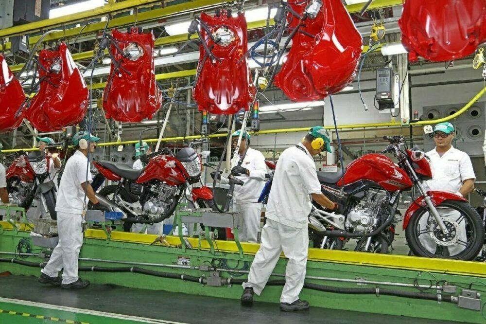 Produção da Honda CG na planta brasileira