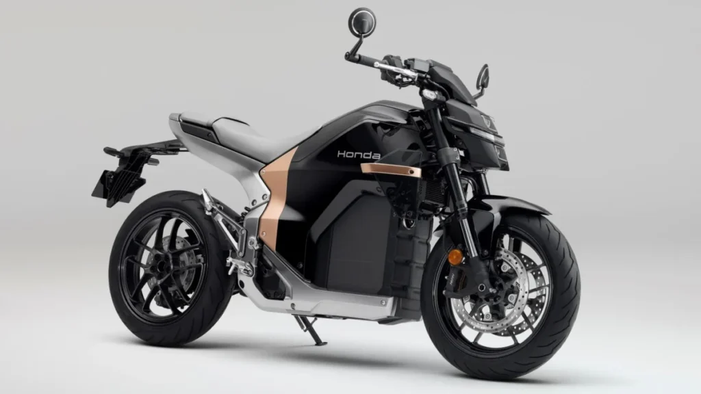 Review de moto no YouTube em ambiente controlado