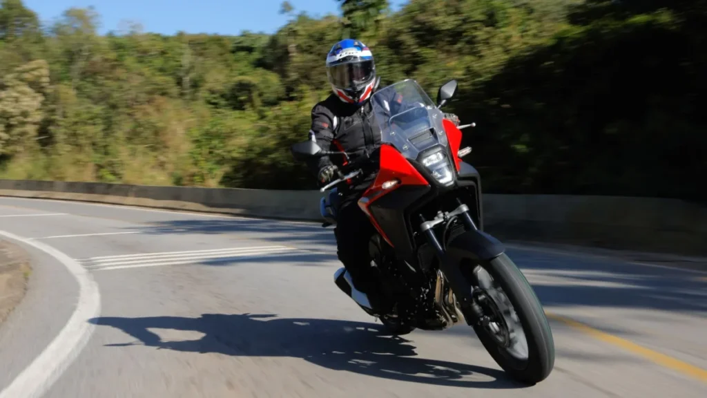 Honda NX500 trail média no Brasil